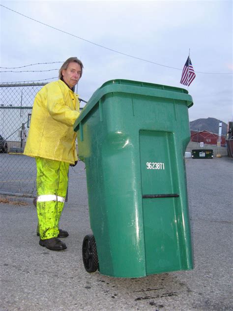 Yard waste recycling to launch in January in Wenatchee | Local News ...