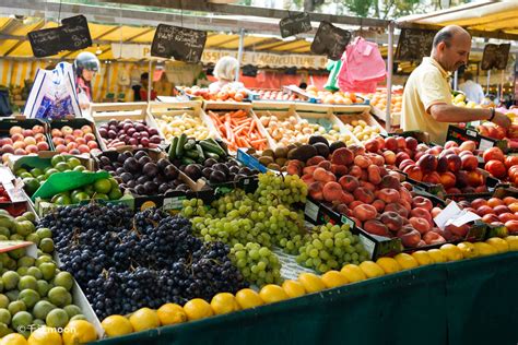 露天菜市场 的图像结果
