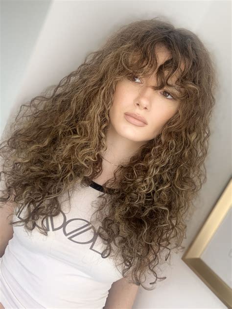 Curly fringe/bangs balayage | Haar