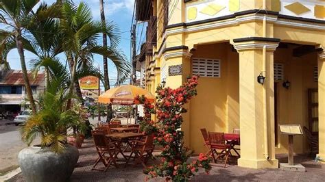 10 Best Restaurants In Kampot You Should Definitely Dine At!