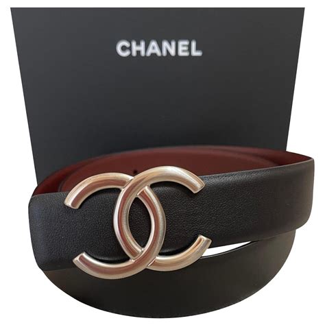 Chanel Classic CC Buckle Reversible Leather Belt Black ref.669365 ...