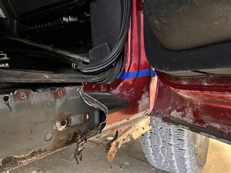 2006 F150 Rocker Rust Problem 的图像结果
