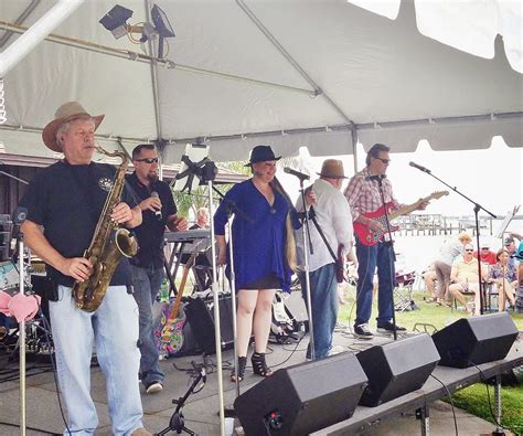 Punta Gorda Florida Daily Photo: Boogiemen at the Punta Gorda Elks Picnic