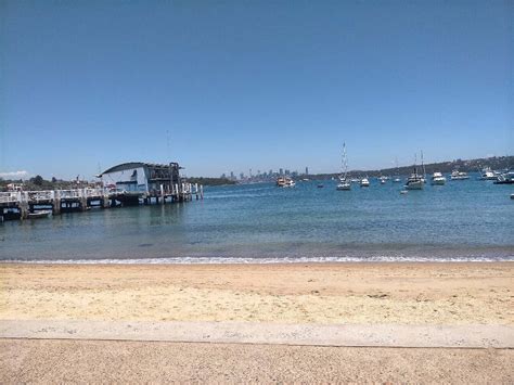 Sydney Harbour Private Lunch Cruise with Unlimited Drinks 2022 - Viator