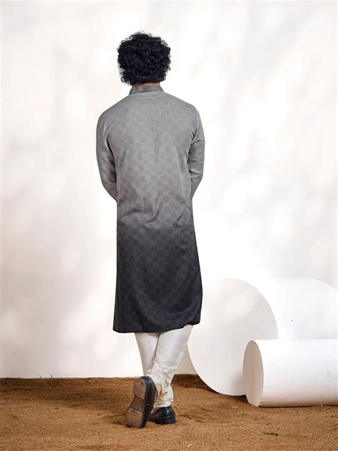 Cloud Grey Moroccan Pattern Print Shaded Men's Kurta – House of Vardha
