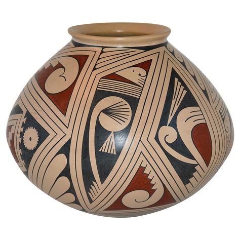 Mata Ortiz Pottery Vessel by Pilo Mora, 1990 For Sale at 1stDibs | mata ...