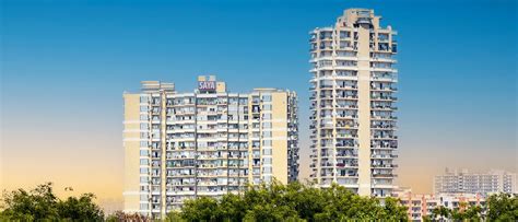 Saya Zenith Apartments: Luxury Living in Noida with HomeTeam