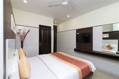 OYO 11594 Hotel TVS, OYO Rooms Delhi, Book @ ₹1095 - OYO