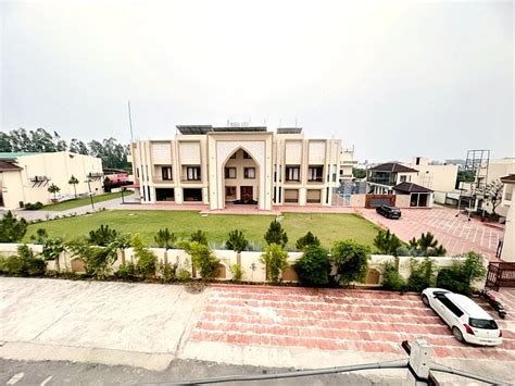 HOTEL SHAMSHER BAGH (Pathankot, Punjab) - Hotel Reviews, Photos, Rate ...