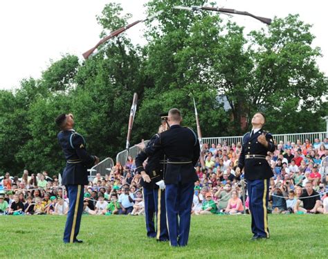 Vice chief hosts Soldier for Life special Twilight Tattoo | Article ...