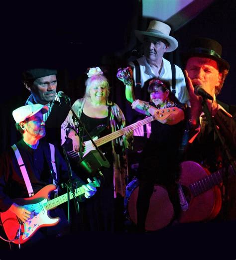 Saints and Sinners in Concert at Bletchley Blues , Bletchley Blues Club ...