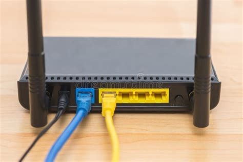 Cable Modem and Router Components 的图像结果