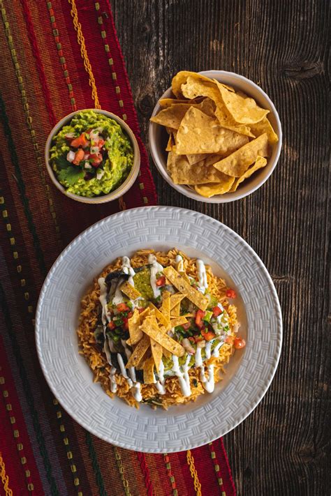Migas vs Chilaquiles: A Battle of Iconic Mexican Breakfast Dishes ...