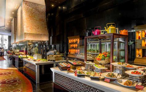 Brunch Places To Take Your Dad To On Father's Day | Femina.in