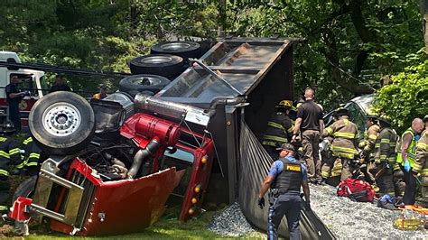 Hawthorne NJ crash involving dump truck leaves one dead