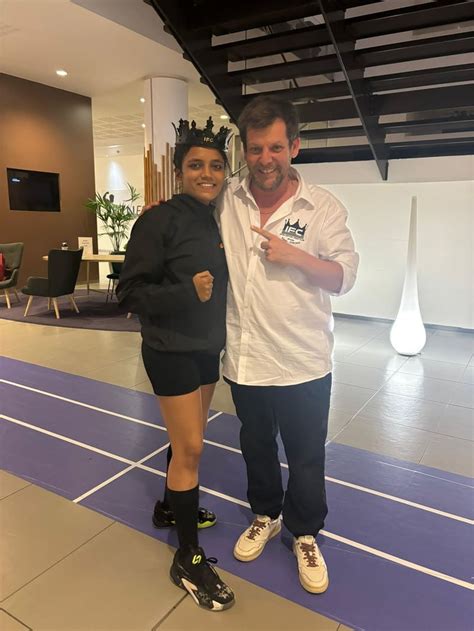 Sneha Waykar clinches the title in Cultural Olympiad - IFC 6 ...