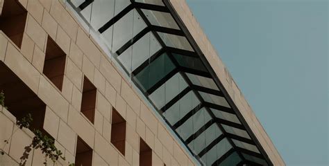 Foresight Over Hindsight in the Boardroom