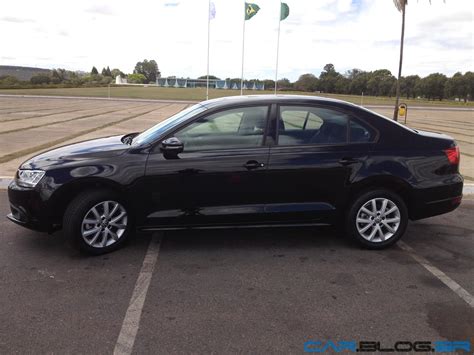 Jetta 2013 2.0 Mecânico: fotos, consumo e especificações