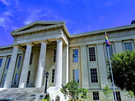 Pronounce Louisville Kentucky | semashow.com