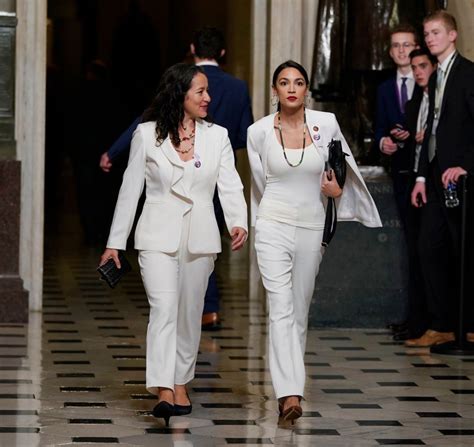 Albums 98+ Pictures Alexandria Ocasio-cortez Photos Stunning