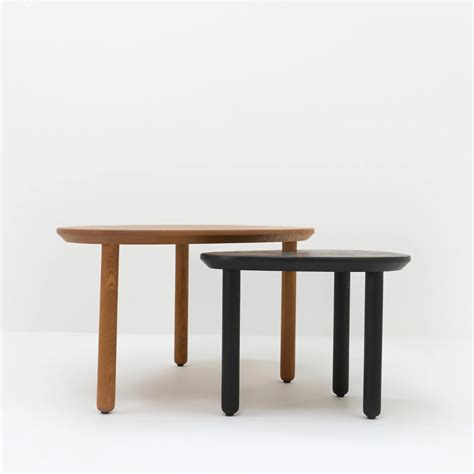 OVOID NESTING COFFEE TABLE