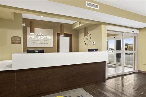 MICROTEL INN & SUITES BY WYNDHAM BLACKFALDS RED DEER NORTH - Hotel ...