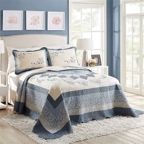 Amazon.com: Modern Heirloom Blue Floral Embroidered Quilted Bedspread ...