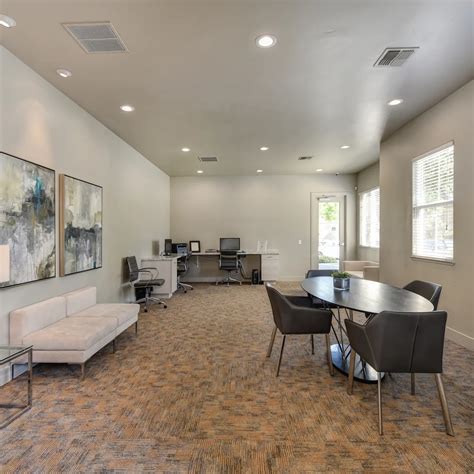 Emerald Pointe Apartments | Gallery