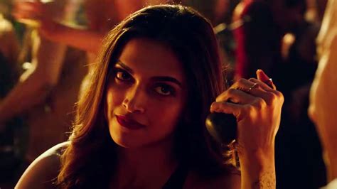 Deepika Padukone to Shah Rukh Khan, Bollywood actors who rejected major ...