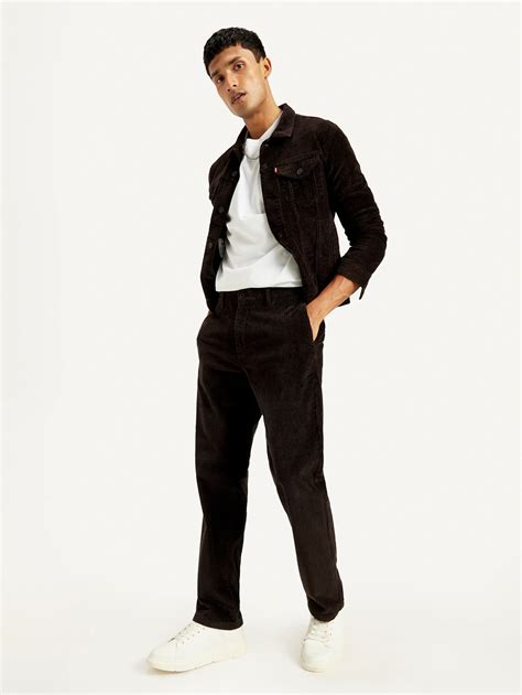 Men's Black Straight Fit Chinos – Levis India Store