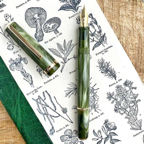 Esterbrook JR Pocket Fountain Pen - Palm Green GT – Makoba