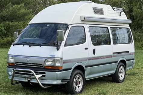 No Reserve: 1994 Toyota HiAce Super GL Diesel 4WD Camper Conversion for sale on BaT Auctions ...