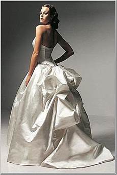 Bustles For Wedding Gowns by Wedding Gown Bustle Options Styles Of Wedding Dress Bustles Bustles For Wedding Gowns