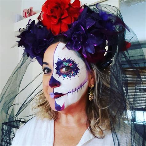 Peppermint Smiles Art - Art classes, Face Painting and Ballooning