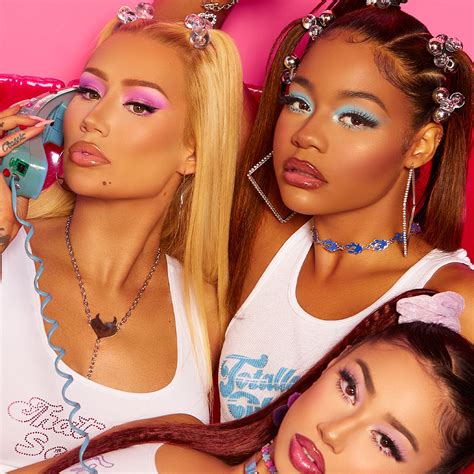 Buy BH 99% Devil - Hand Mirror Online - HOK Makeup