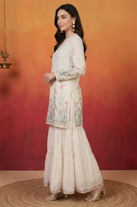 Buy Wedding Outfits for Women Online in India at Best Price – wforwoman