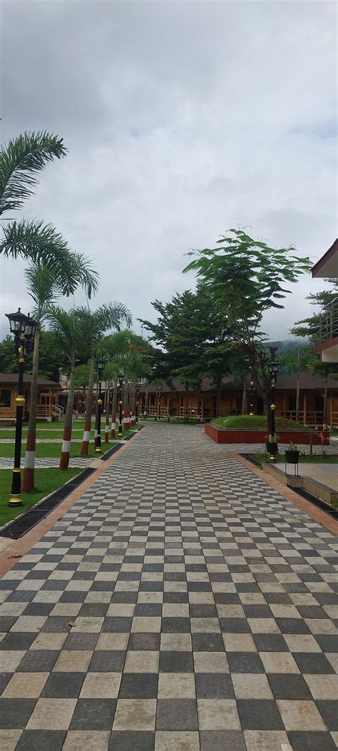 KARMA LAKEWOOD (Pali t. ategaon) - Inn Reviews & Photos - Tripadvisor