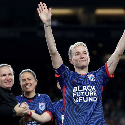 ESPN's Stephen A. Smith Has Officially Fired Back At Jemele Hill - The Spun