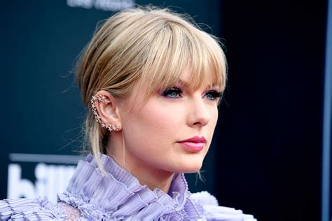 Taylor Swift 'Absolutely' Plans to Re-Record First Six Albums