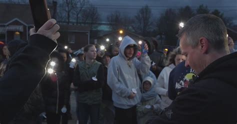 Community comes together for vigil one year after deadly Jeannette fire ...