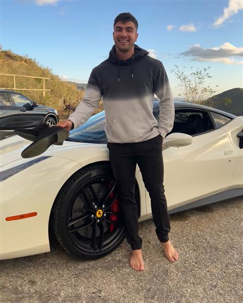 Daniel Montoya's feet