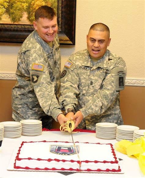 Division West welcomes new command sergeant major | Article | The ...