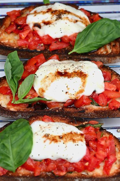 Simple Mozzarella Bruschetta (Caprese Bruschetta) - Alphafoodie