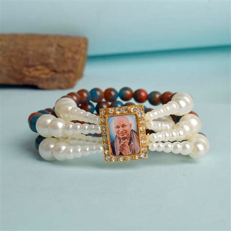 Buy Red & Blue Marble White Pearl Guruji Bracelet | satvikstore.in