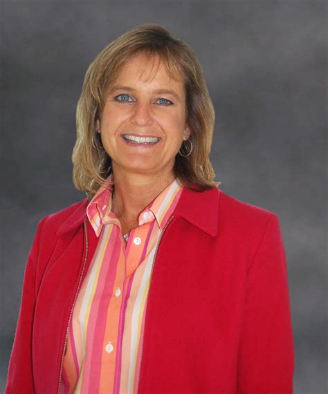 Suzanne Davidson Actress 60 Photos - Moonagedaydream.film