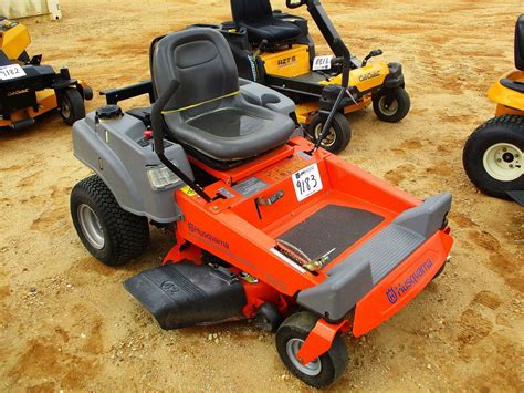 HUSQVARNA ZERO TURN MOWER, - 42" (C-5)