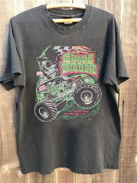 Grave Digger Racing Team Monster Truck Charcoal T shirt Men Women tee ...