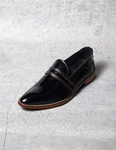 Handcrafted Genuine Leather Premium Shoes for the Stylish Indian Men ...