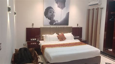 CAPITOL HOTEL (Abidjan) - Specialty Hotel Reviews, Photos, Rate ...