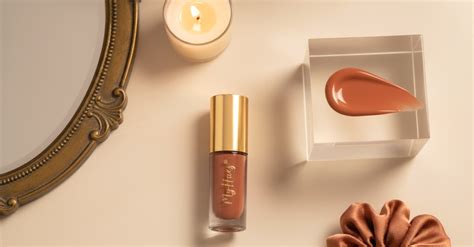 Best Pigmented Lip Glosses for Dark Lips in India: 6 Flattering Shades ...